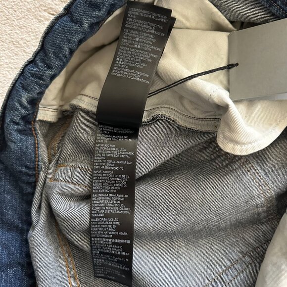 NWT authentic BALENCIAGA BAGGY JEANS Size XS - Fits Best to Waists 32-34 US - Picture 12 of 16
